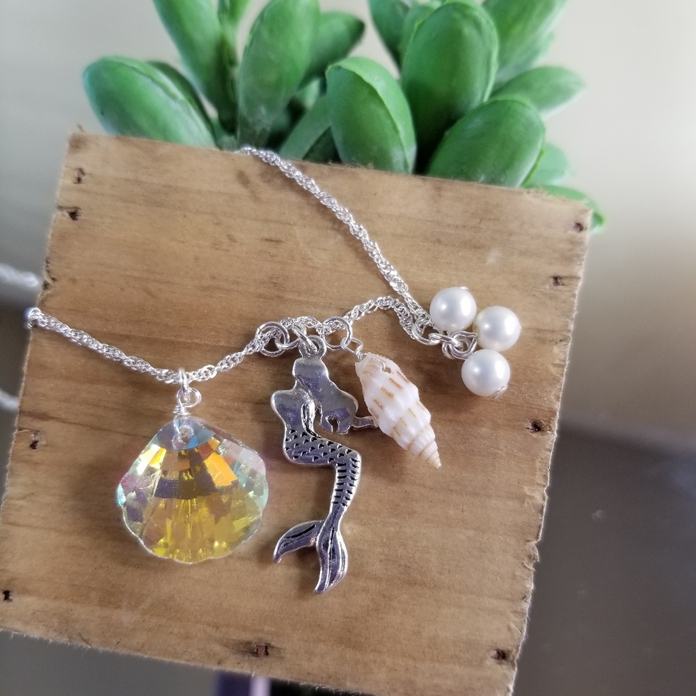 Mermaid Crystal Seashell Necklace Set 3039 - Picture 7 of 7